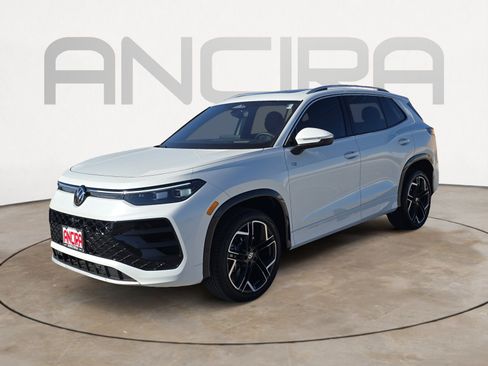 Used 2026 Volkswagen Tiguan SEL R-Line image 6