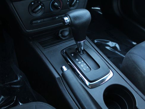 Used 2006 Ford Fusion SE image 18