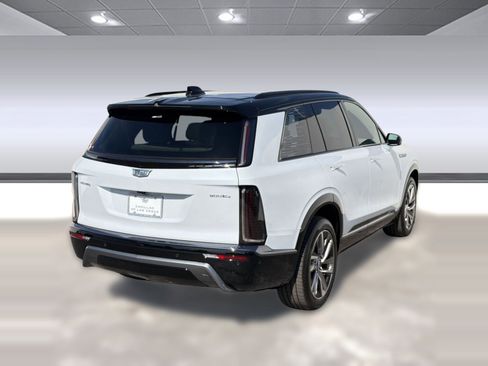 New 2026 Cadillac Vistiq Luxury AWD/4WD image 9