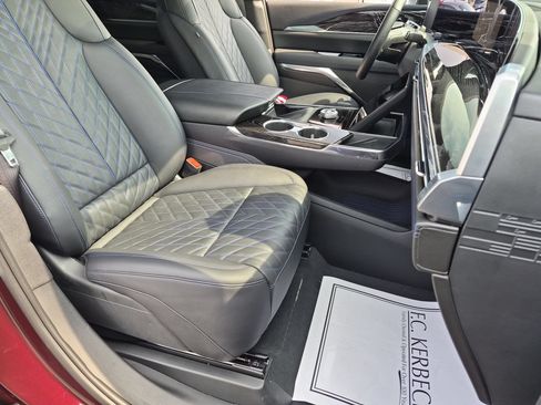 Used 2025 Cadillac Escalade IQ Sport 1 AWD/4WD image 28