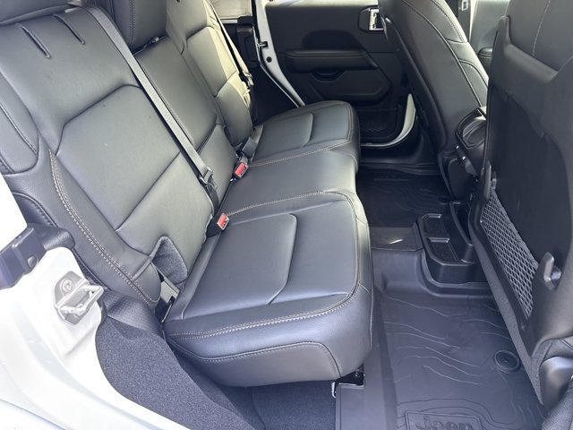 New 2026 Jeep Wrangler Unlimited Sahara AWD/4WD image 13