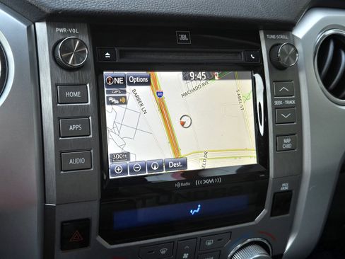 Used 2019 Toyota Tundra Limited w/ Limited Premium Package image 15