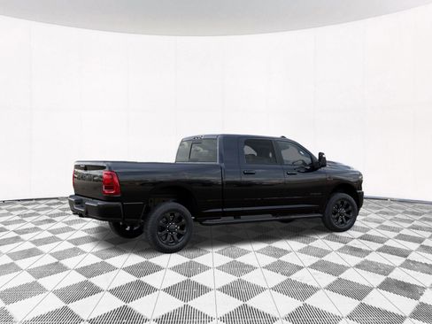 New 2026 RAM 2500 Laramie AWD/4WD image 5