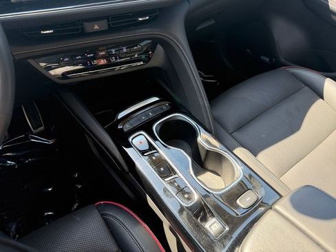 Used 2022 Buick Envision Essence w/ Technology Package I FWD image 24