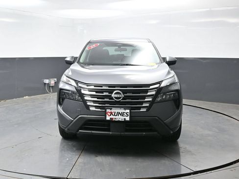 Used 2025 Nissan Rogue SV AWD/4WD image 5