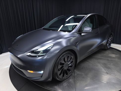 Used 2022 Tesla Model Y Performance AWD/4WD image 41