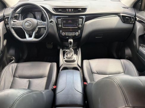 Used 2022 Nissan Rogue Sport SL w/ Premium Package FWD image 15