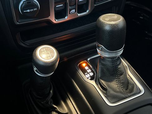 Used 2022 Jeep Wrangler Unlimited Sport S image 21