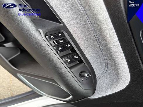 Used 2024 Jeep Compass Latitude AWD/4WD image 16