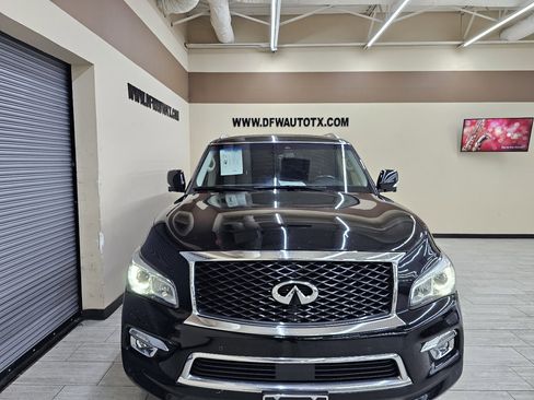 Used 2017 INFINITI QX80 2WD w/ Driver Assistance Package image 3