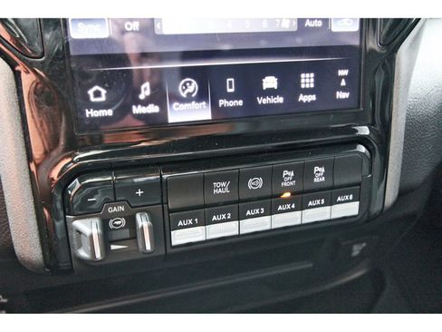 Used 2025 RAM 2500 Tradesman AWD/4WD image 28