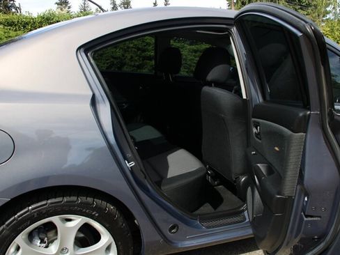 Used 2008 MAZDA MAZDA3 i Touring Value FWD image 6