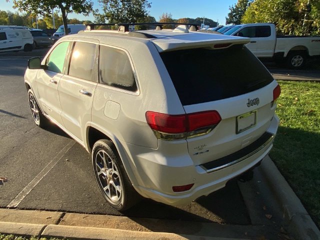 Used 2019 Jeep Grand Cherokee Overland AWD/4WD image 30