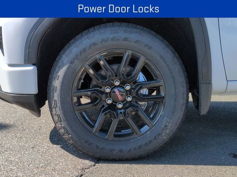 New 2026 GMC Sierra 1500 Elevation image 26