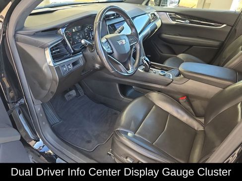 Used 2023 Cadillac XT6 Premium Luxury image 10
