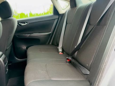 Used 2019 Nissan Sentra S FWD image 10