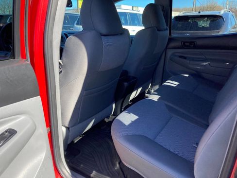Used 2013 Toyota Tacoma V6 4x4 4dr Double Cab 5.0 ft S image 71