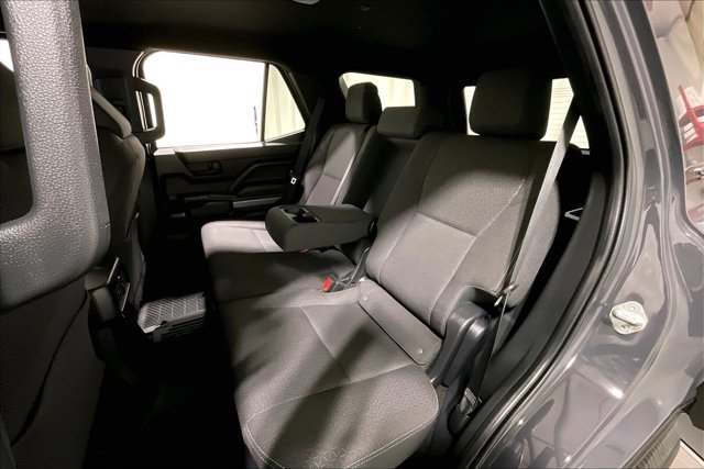 Certified 2025 Toyota 4Runner SR5 AWD/4WD image 27