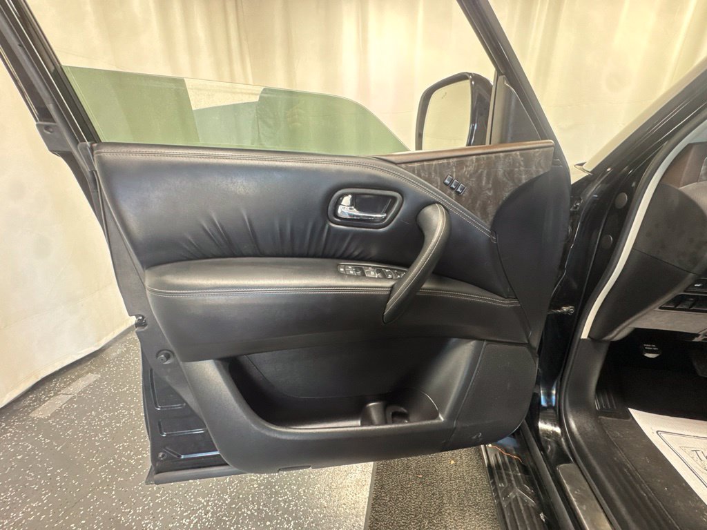 Used 2023 Nissan Armada Platinum w/ Captain's Chairs Package AWD/4WD image 16
