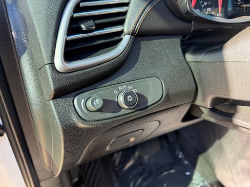 Used 2019 Chevrolet Trax LT w/ Sun & Sound Package image 14