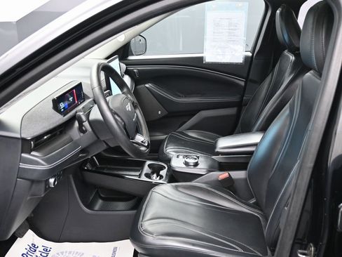 Used 2022 Ford Mustang Mach-E Premium image 16