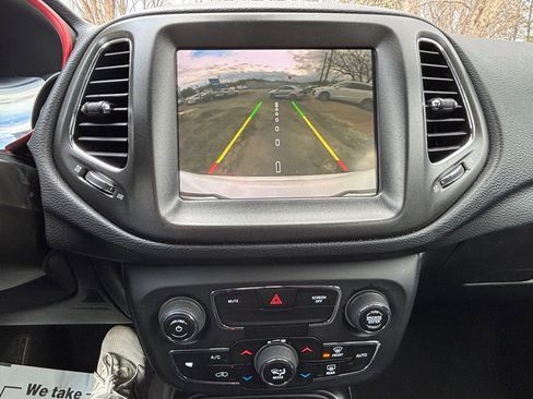 Used 2019 Jeep Compass Trailhawk image 15