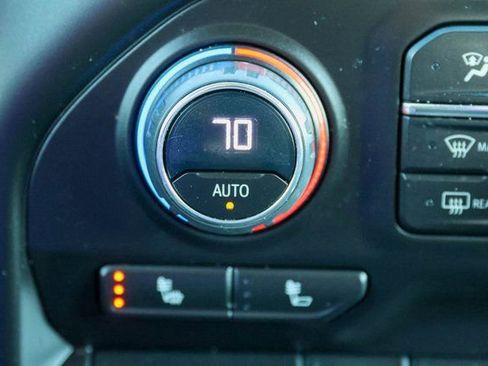 Used 2023 Chevrolet Silverado 2500 LT w/ Convenience Package image 25