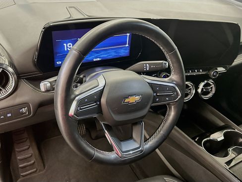 Used 2024 Chevrolet Blazer EV LT AWD/4WD image 18
