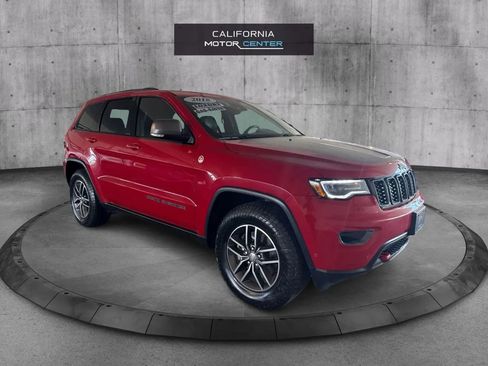 Used 2018 Jeep Grand Cherokee Trailhawk w/ Trailhawk Luxury Group AWD/4WD image 1