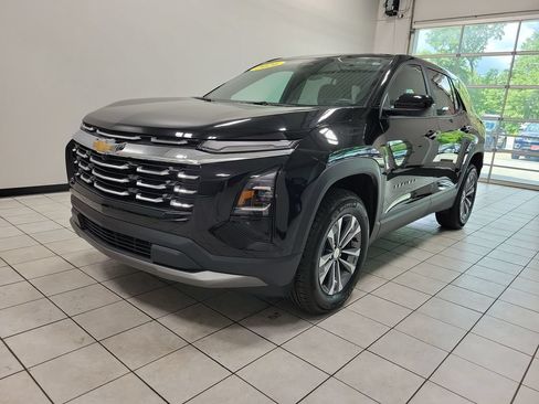 Used 2026 Chevrolet Equinox LT AWD/4WD image 7