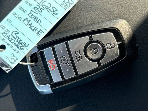Used 2025 Ford Mustang Mach-E Select AWD/4WD image 37