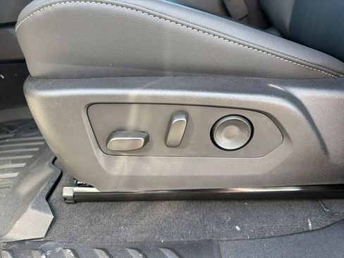 New 2026 Chevrolet Colorado LT w/ LT Convenience Package RWD image 23