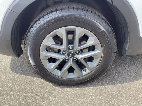 Certified 2024 Kia Telluride LX AWD/4WD image 9
