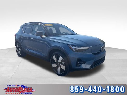 Used 2023 Volvo XC40 Recharge Ultimate image 8