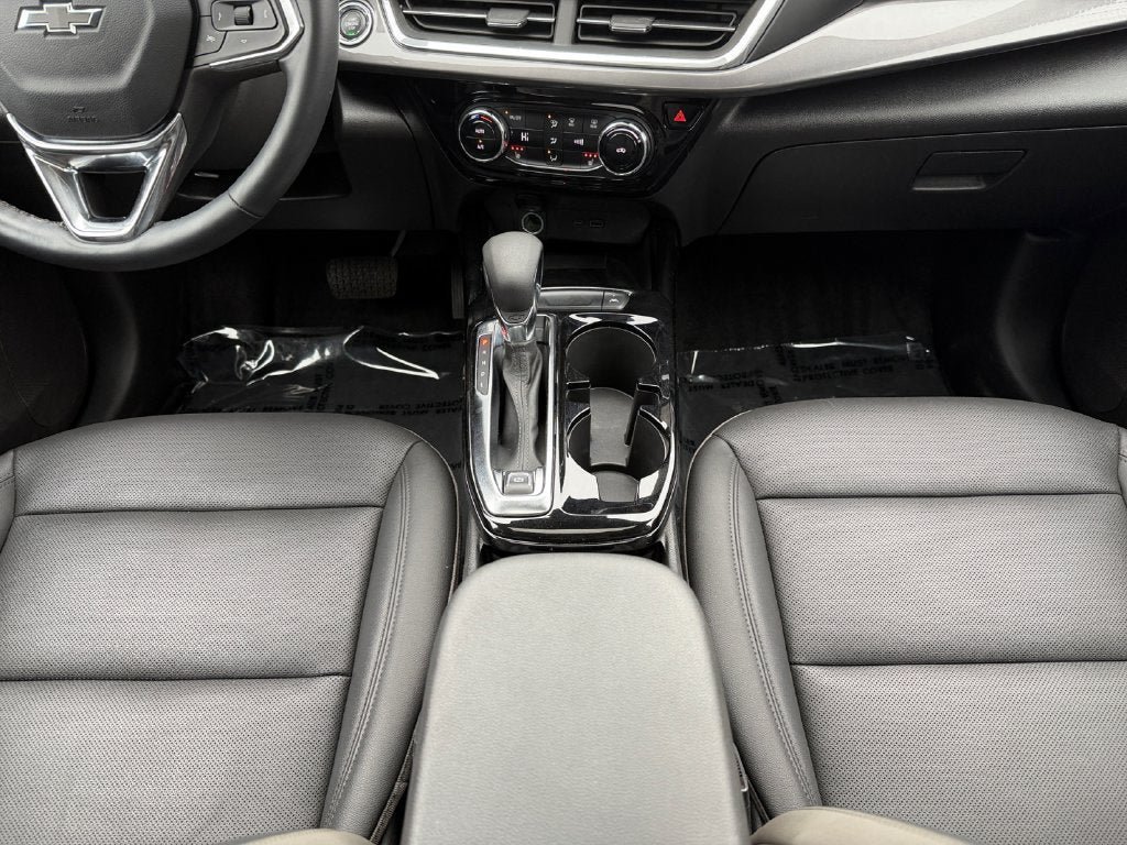 Used 2024 Chevrolet Trax ACTIV w/ Sunroof Package FWD image 13