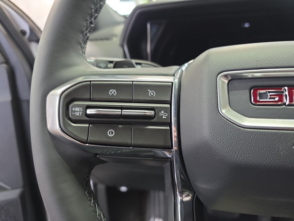 New 2027 GMC Terrain Elevation w/ Elevation Premium Package AWD/4WD image 16