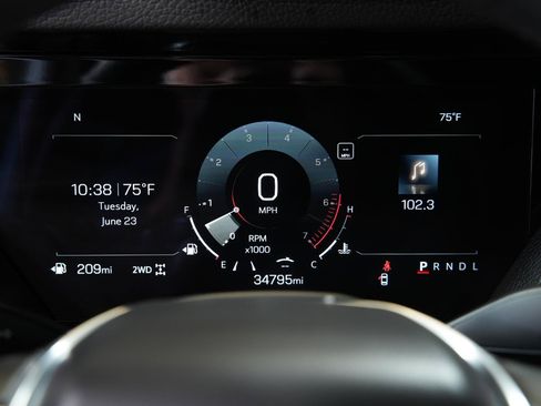 Used 2025 GMC Yukon Denali AWD/4WD image 43
