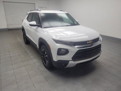 Used 2023 Chevrolet TrailBlazer LT AWD/4WD image 13