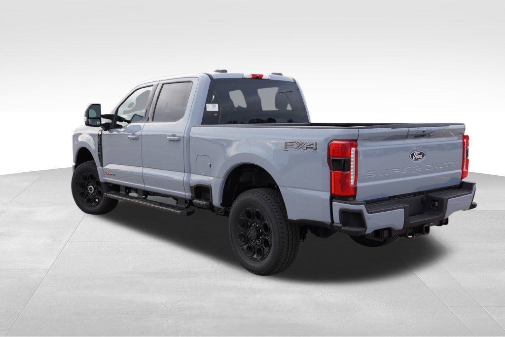 New 2027 Ford F350 Lariat w/ Black Appearance Package AWD/4WD image 5