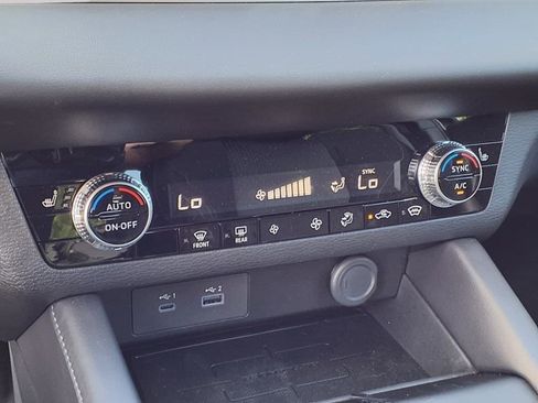 New 2025 Mitsubishi Outlander ES image 18