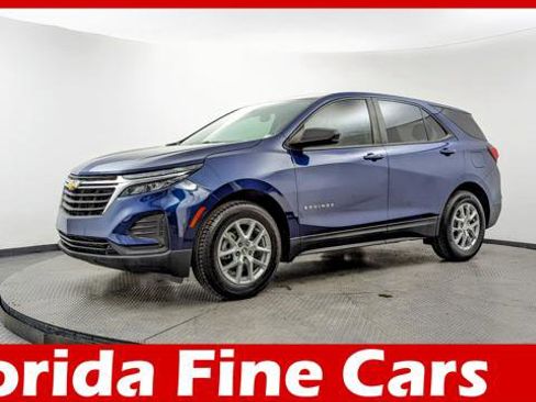 Used 2023 Chevrolet Equinox LS w/ LS Convenience Package image 1