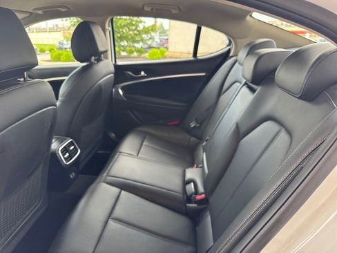 Used 2025 Genesis G70 2.5T AWD/4WD image 7