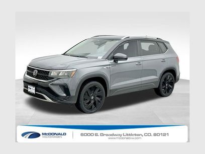 Used 2023 Volkswagen Taos SE w/ Panoramic Sunroof Package
