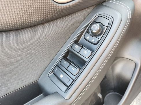 Used 2022 Subaru Forester Premium image 27