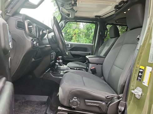 Used 2021 Jeep Wrangler Unlimited Sport AWD/4WD image 13