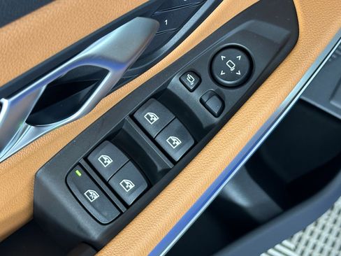 Used 2026 BMW 330i Sedan w/ M Sport Package image 20