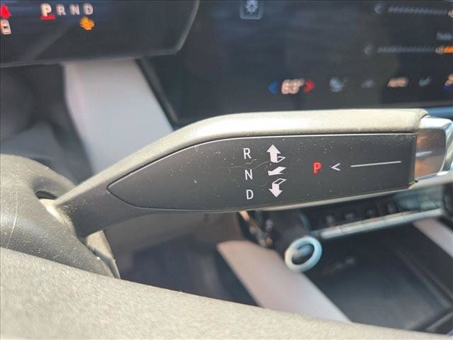 Used 2025 Chevrolet Equinox EV LT w/ Convenience Package FWD image 13