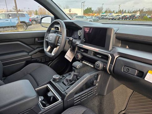 New 2026 Toyota 4Runner SR5 image 15