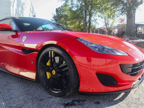 Used 2019 Ferrari Portofino image 62