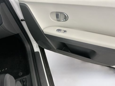Used 2024 Hyundai Ioniq 5 SEL image 30